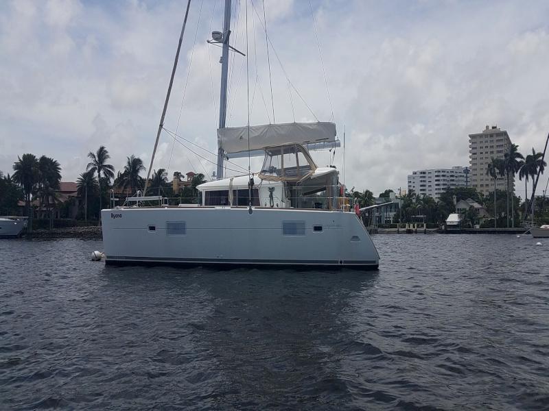 Used Sail Catamaran for Sale 2012 Lagoon 400 Boat Highlights