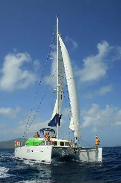 Used Sail Catamaran for Sale 2006 Lagoon 440 Boat Highlights