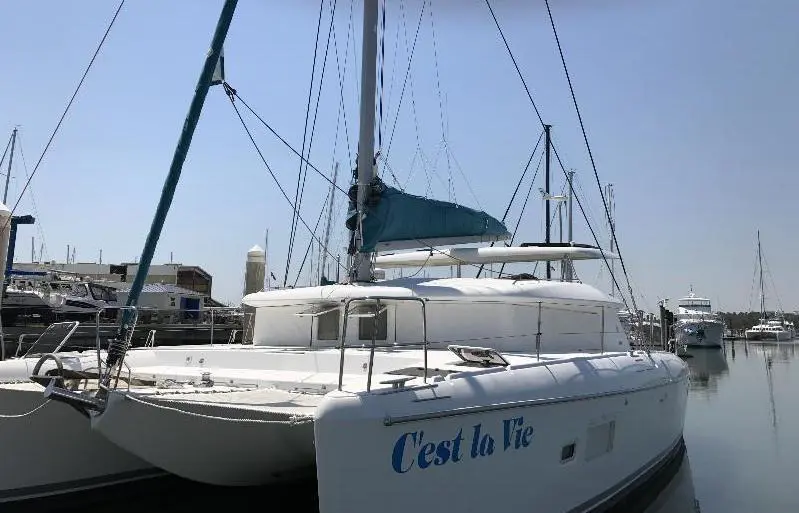 C'EST LA VIE Sail Lagoon 420