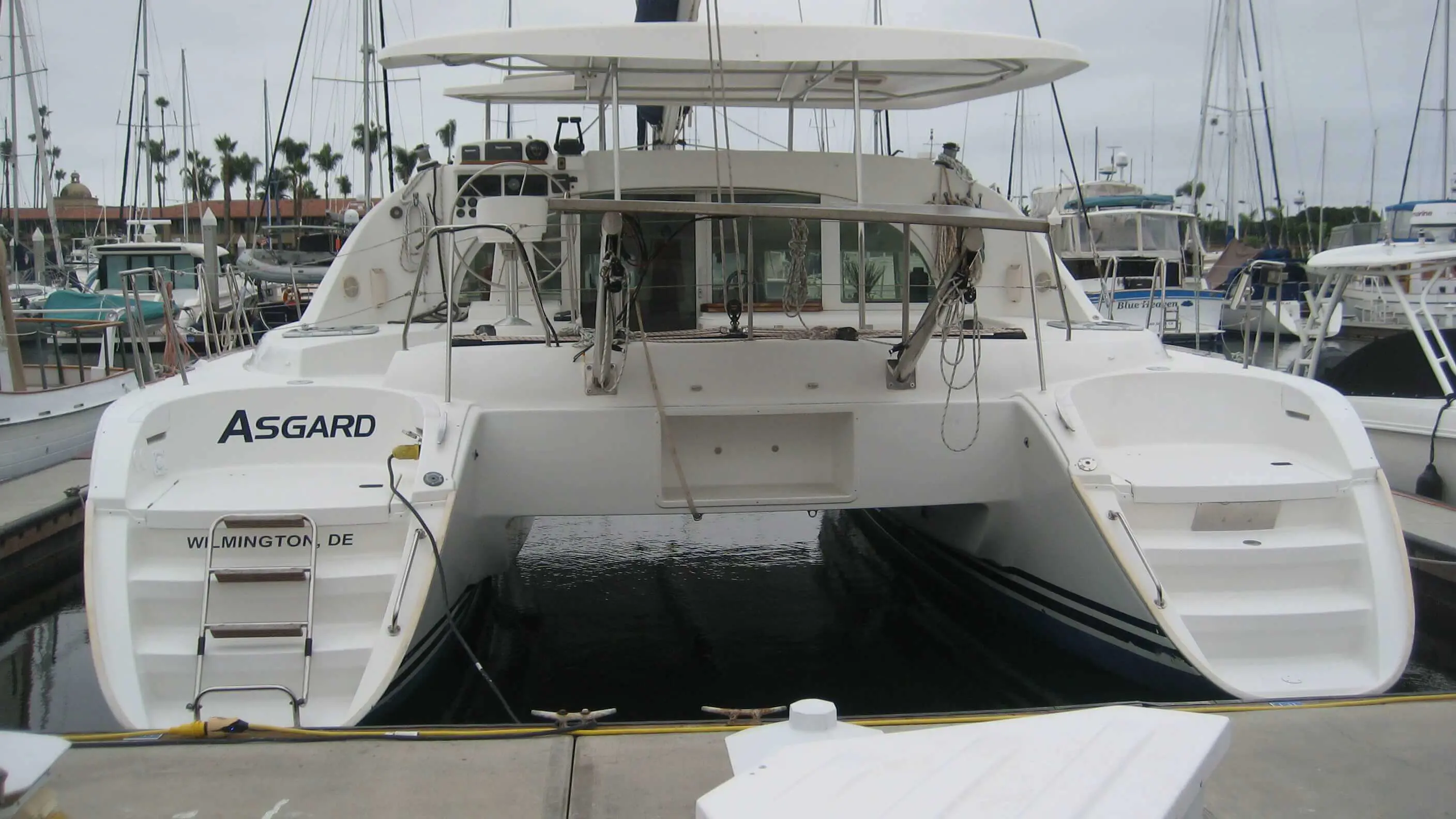 Used Sail Catamaran for Sale 2001 Lagoon 380 Boat Highlights