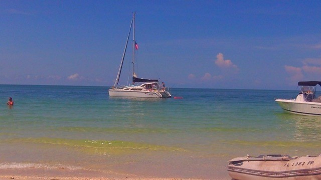 Used Sail Catamaran for Sale 2001 Gemini 105Mc Boat Highlights