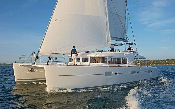 NEW & PRE-OWNED LAGOON CATAMARANS - The Catamaran Company