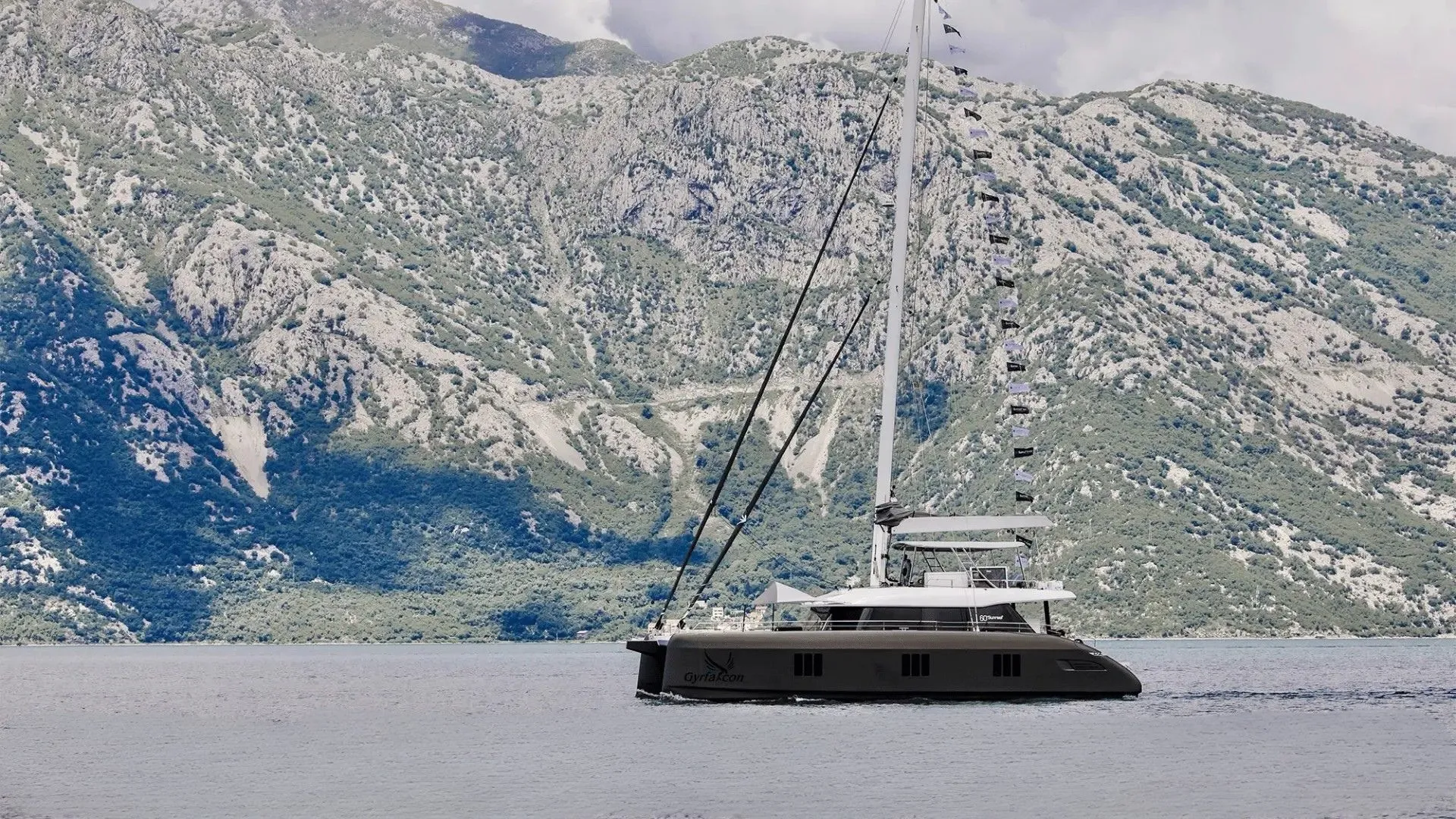 2020 Sunreef 60 "GYRFALCON" Sold Catamaran