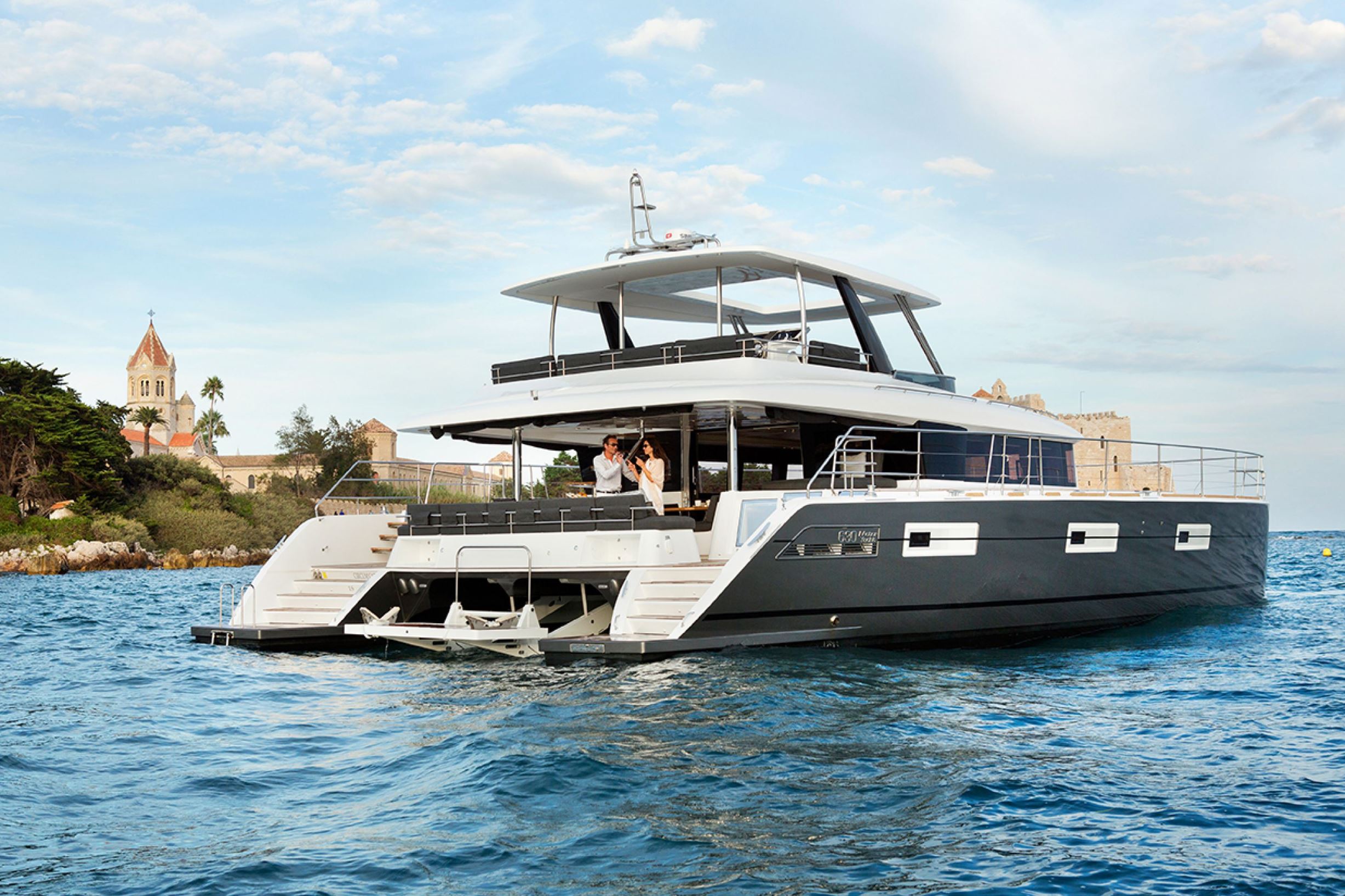 New power Catamaran for sale 2019 Lagoon 630MY (63ft)